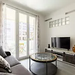 Upstays Terrace 44M Apartment Carnot *